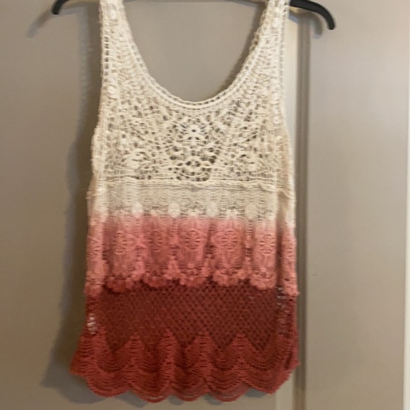 Top - Picture 2 of 2